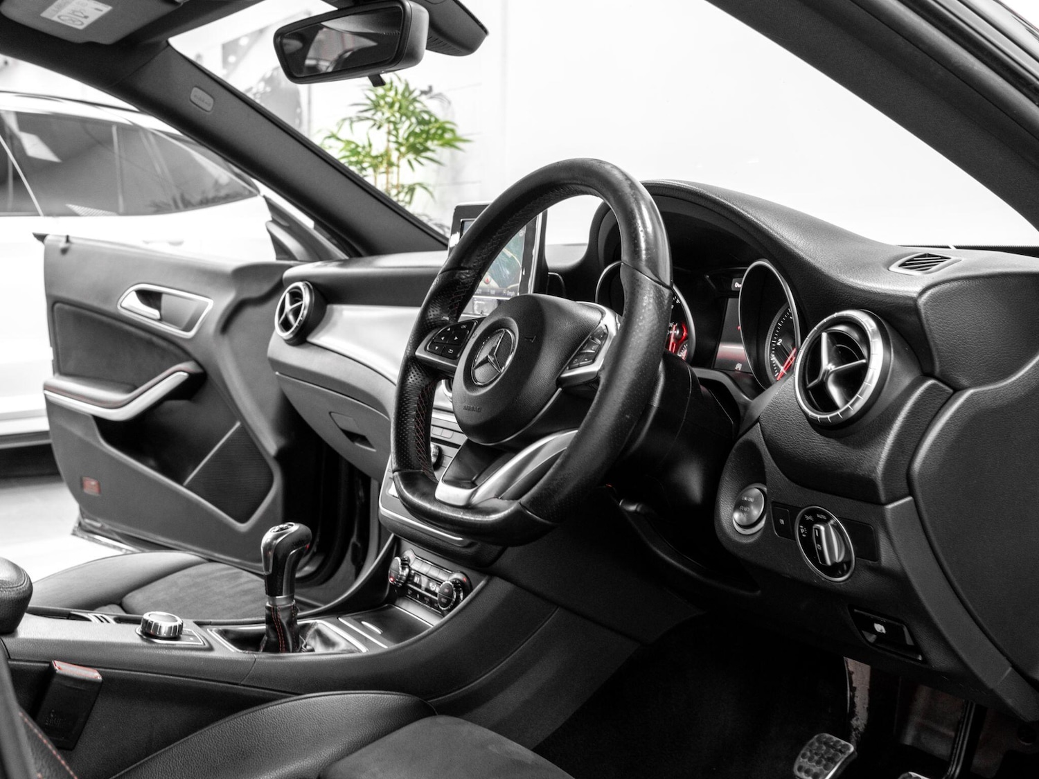 Used Mercedes-Benz CLA 2018 for sale - 77266901: Photo 36