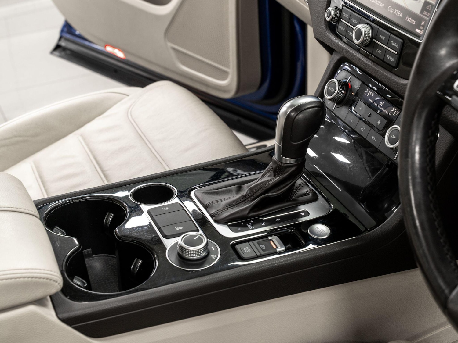 Used Volkswagen Touareg 2017 for sale - 76964569: Photo 45