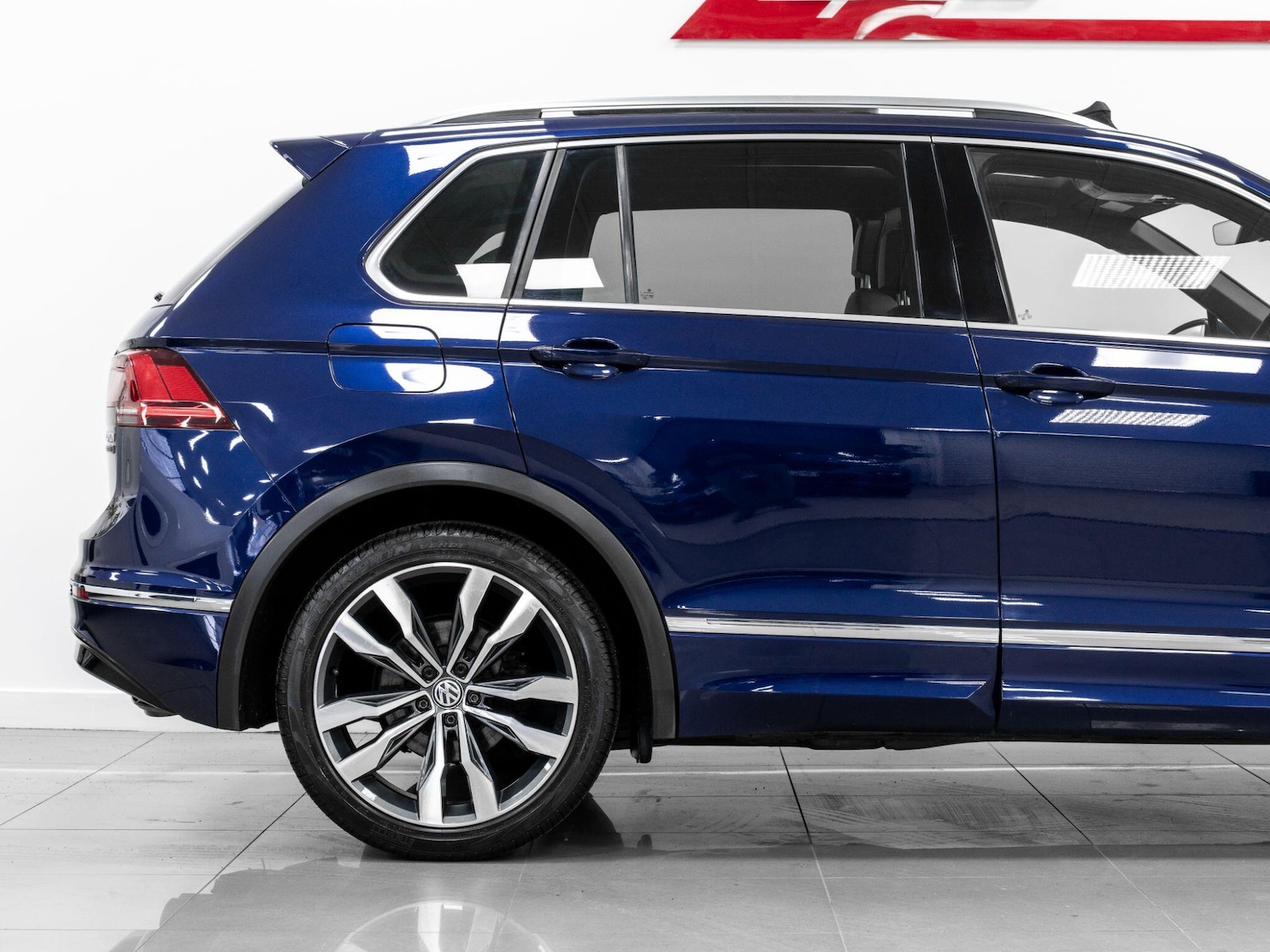 Used Volkswagen Tiguan 2018 for sale - 77237872: Photo 13