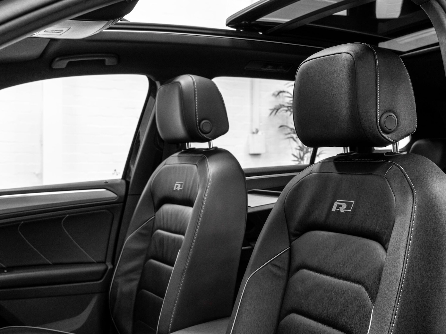 Used Volkswagen Tiguan 2018 for sale - 77237872: Photo 25