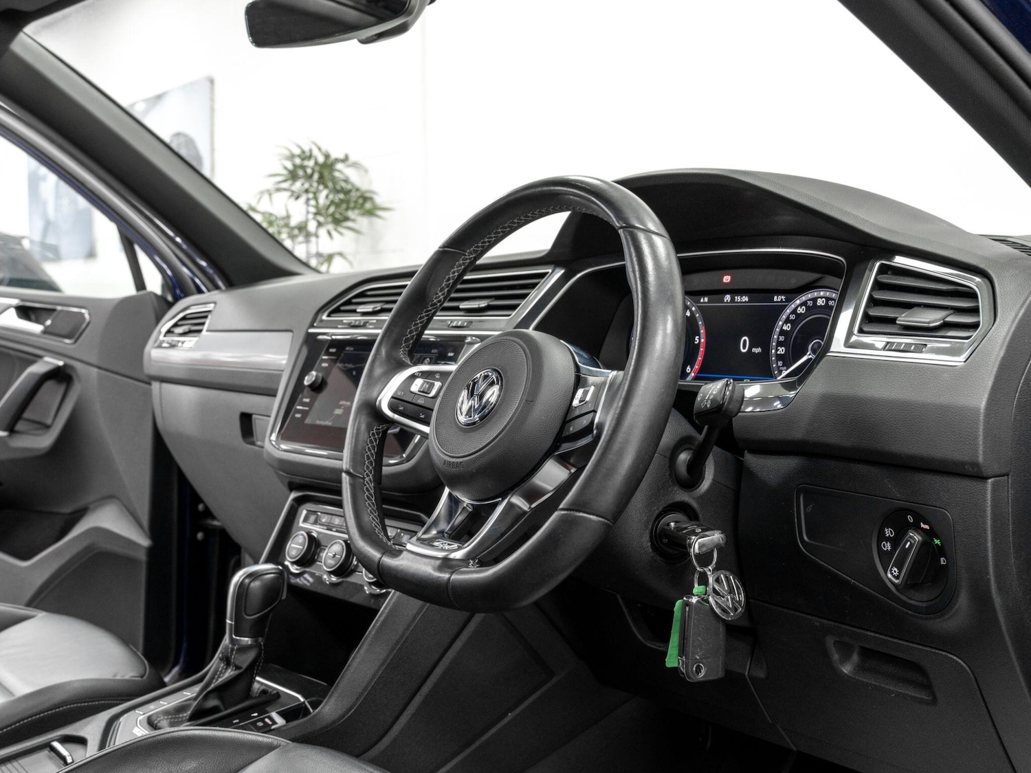 Used Volkswagen Tiguan 2018 for sale - 77237872: Photo 38