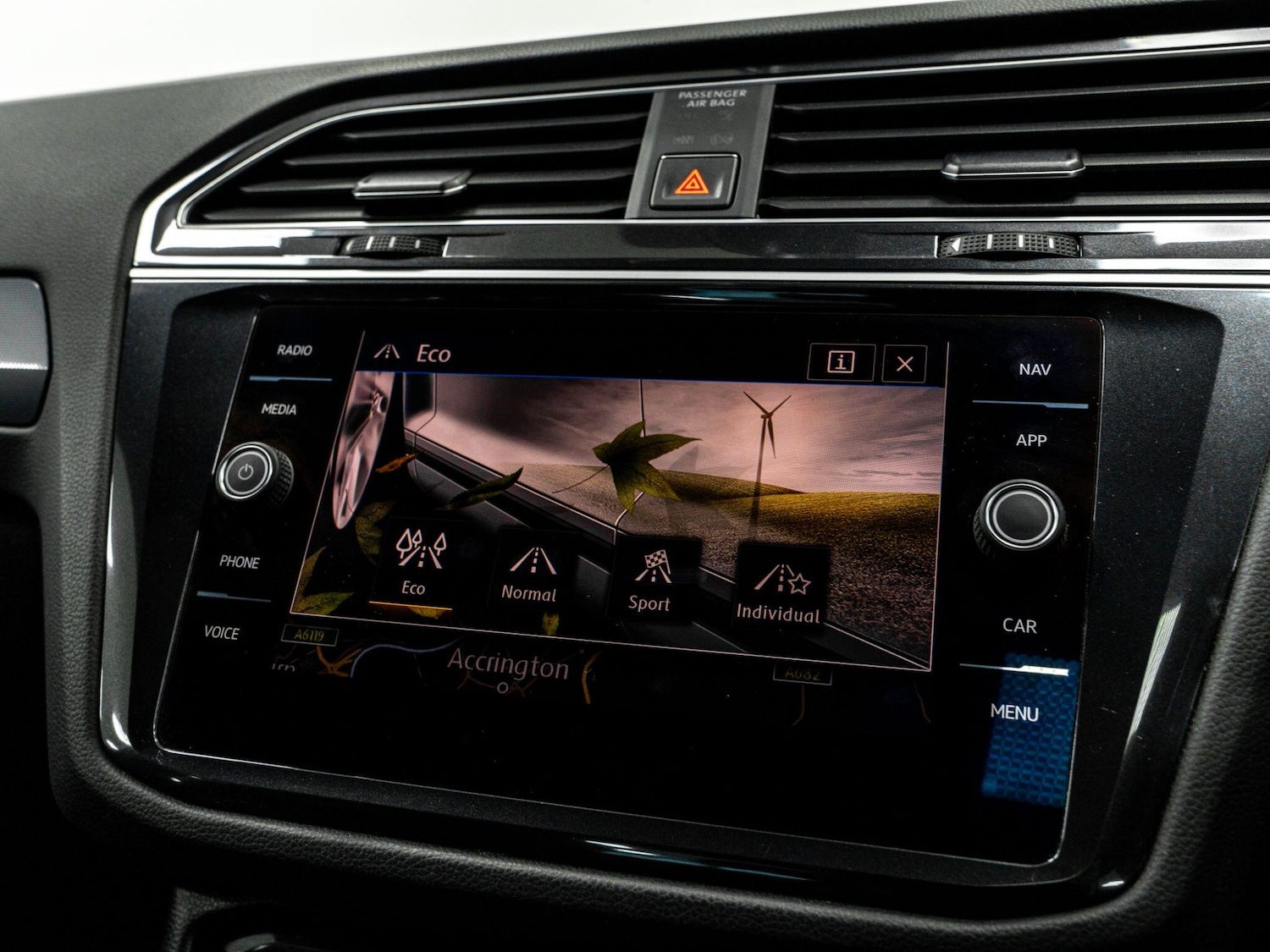 Used Volkswagen Tiguan 2018 for sale - 77237872: Photo 53