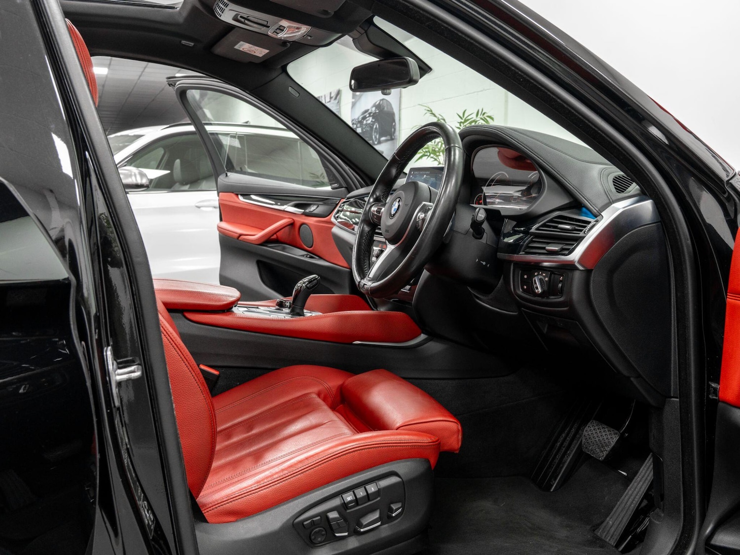 Used BMW X6 2018 for sale - 76994188: Photo 16