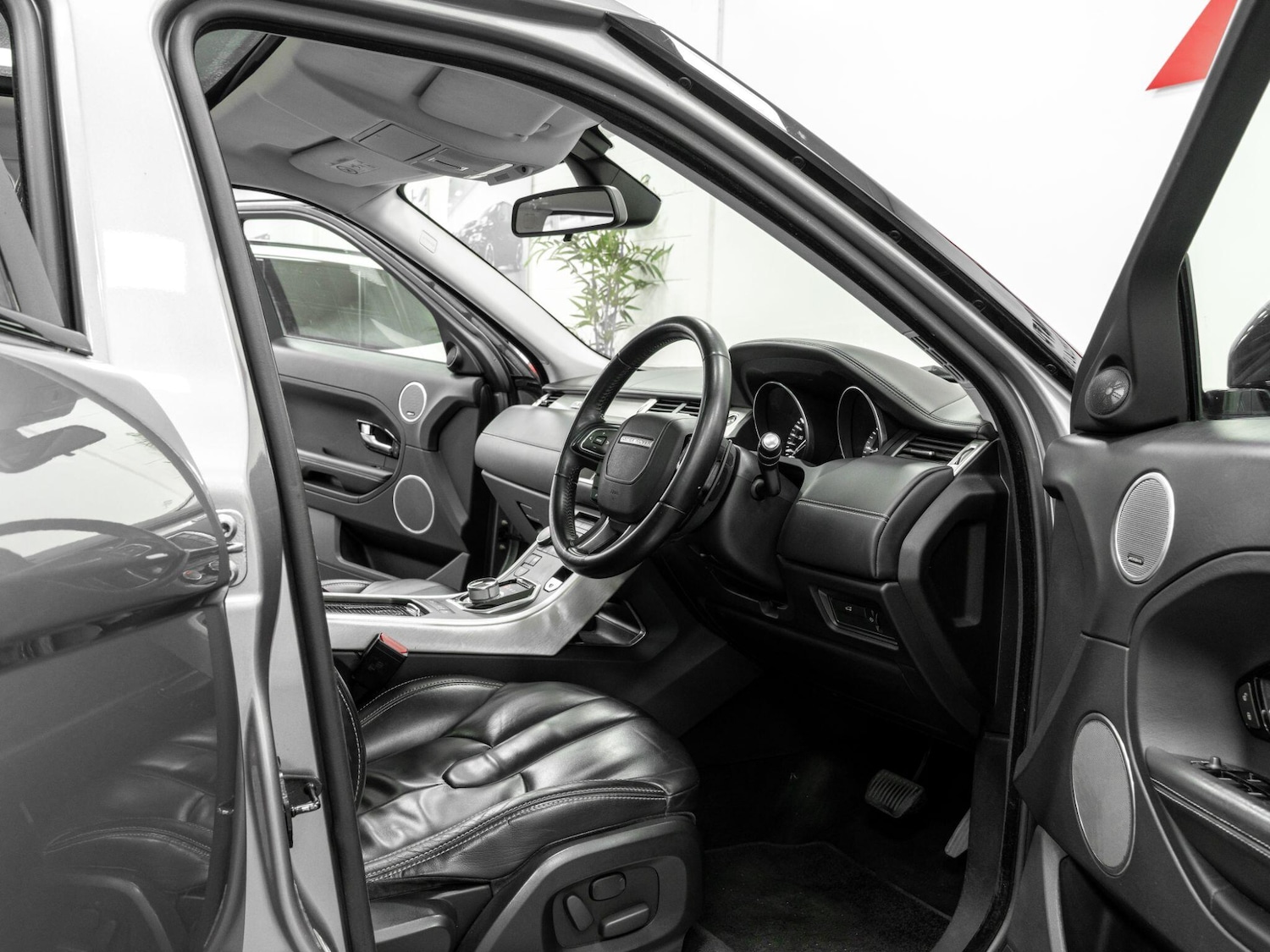 Used Land Rover Range Rover Evoque 2014 for sale - 76521743: Photo 16