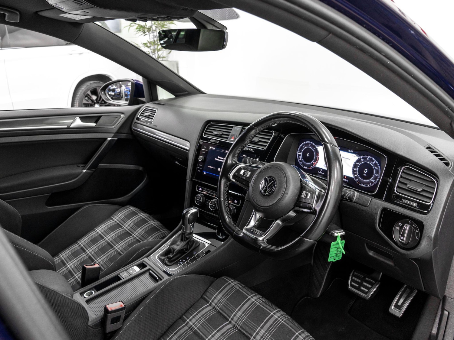 Used Volkswagen Golf 2017 for sale - 77783258: Photo 18