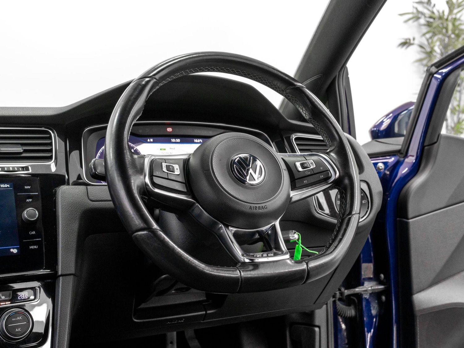 Used Volkswagen Golf 2017 for sale - 77783258: Photo 20