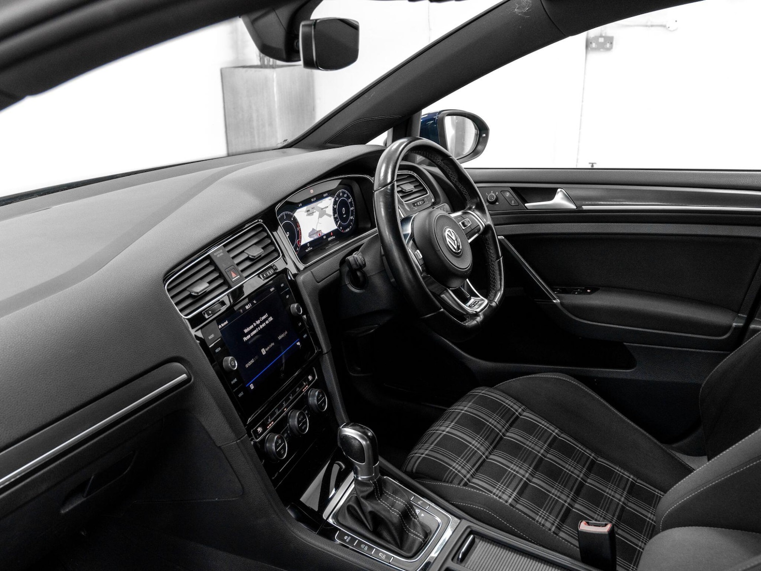 Used Volkswagen Golf 2017 for sale - 77783258: Photo 29