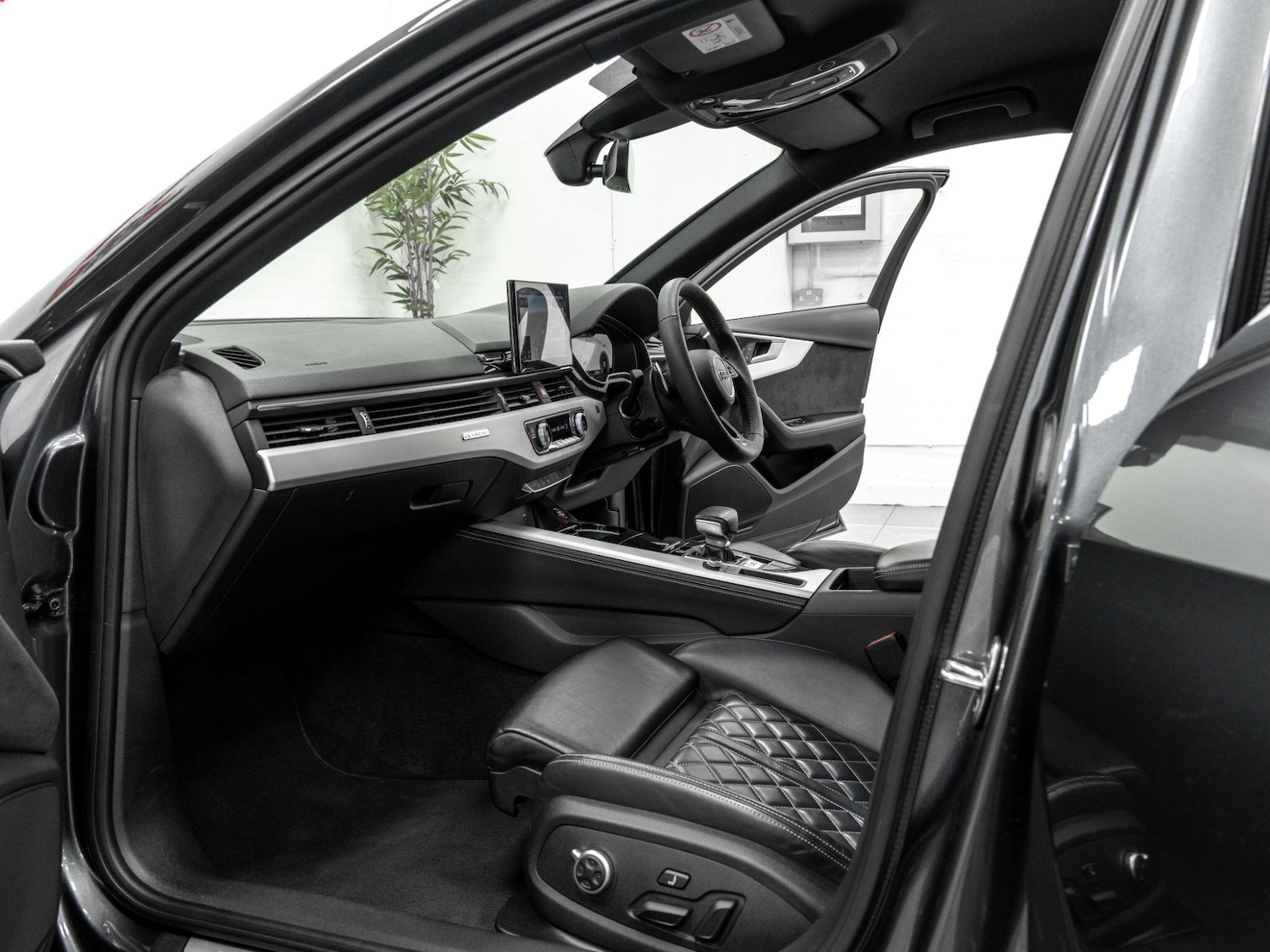 Used Audi A4 2020 for sale - 77163138: Photo 19