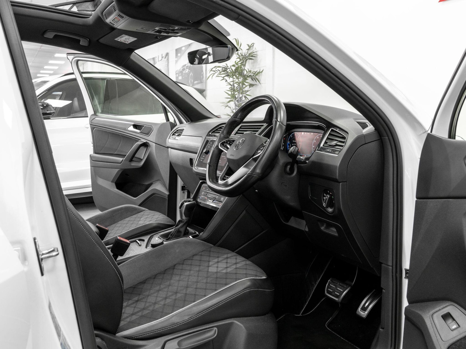 Used Volkswagen Tiguan 2020 for sale - 76398266: Photo 17