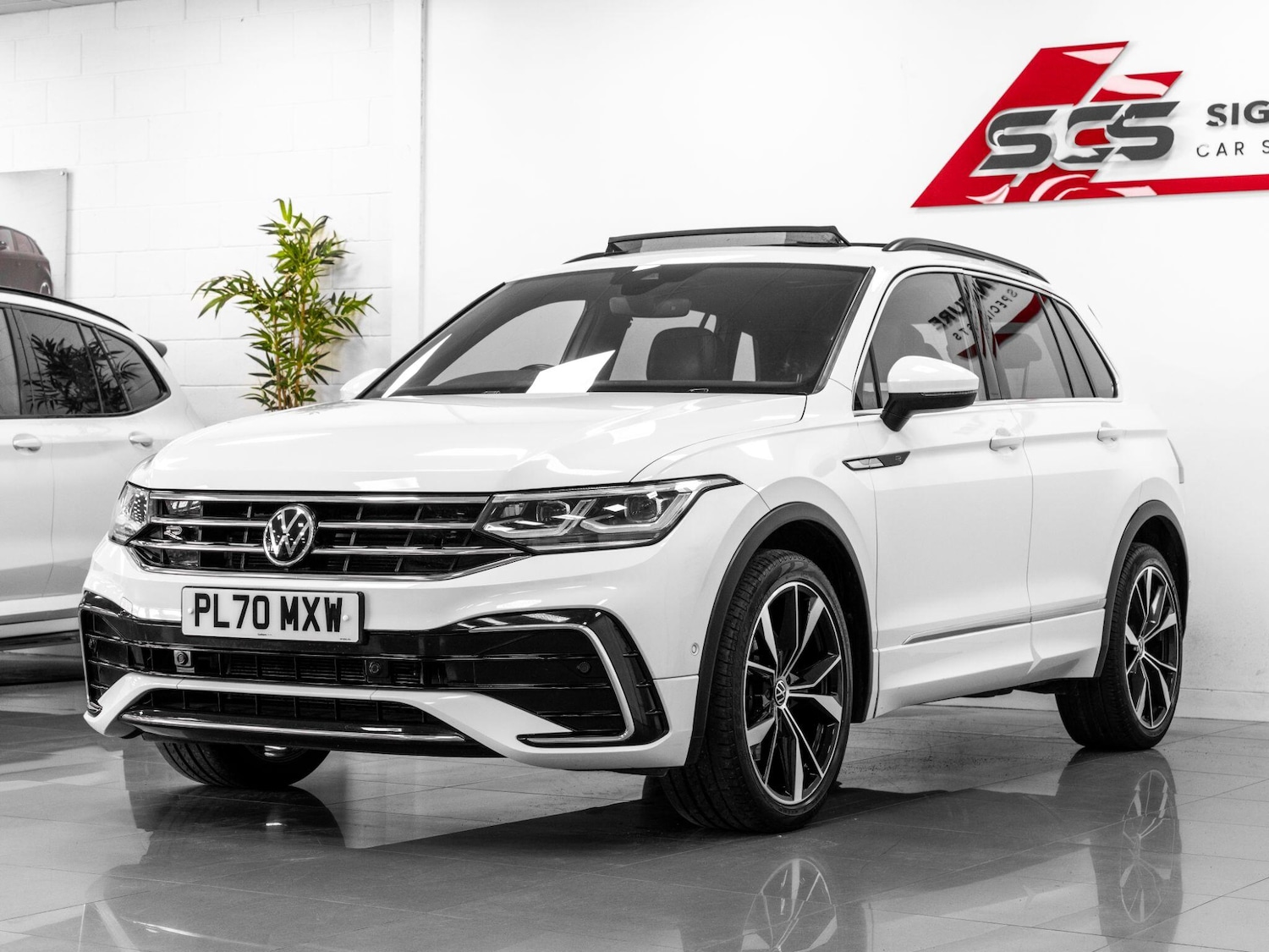 Used Volkswagen Tiguan 2020 for sale - 76398266: Photo 2