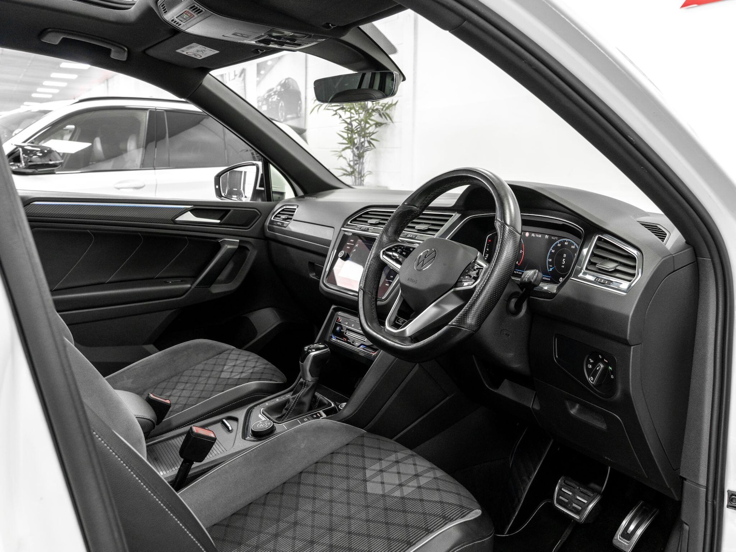 Used Volkswagen Tiguan 2020 for sale - 76398266: Photo 20