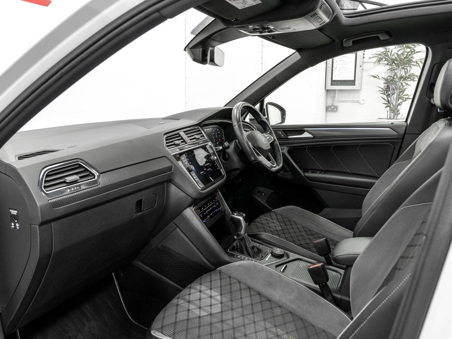 Used Volkswagen Tiguan 2020 for sale - 76398266: Photo 21