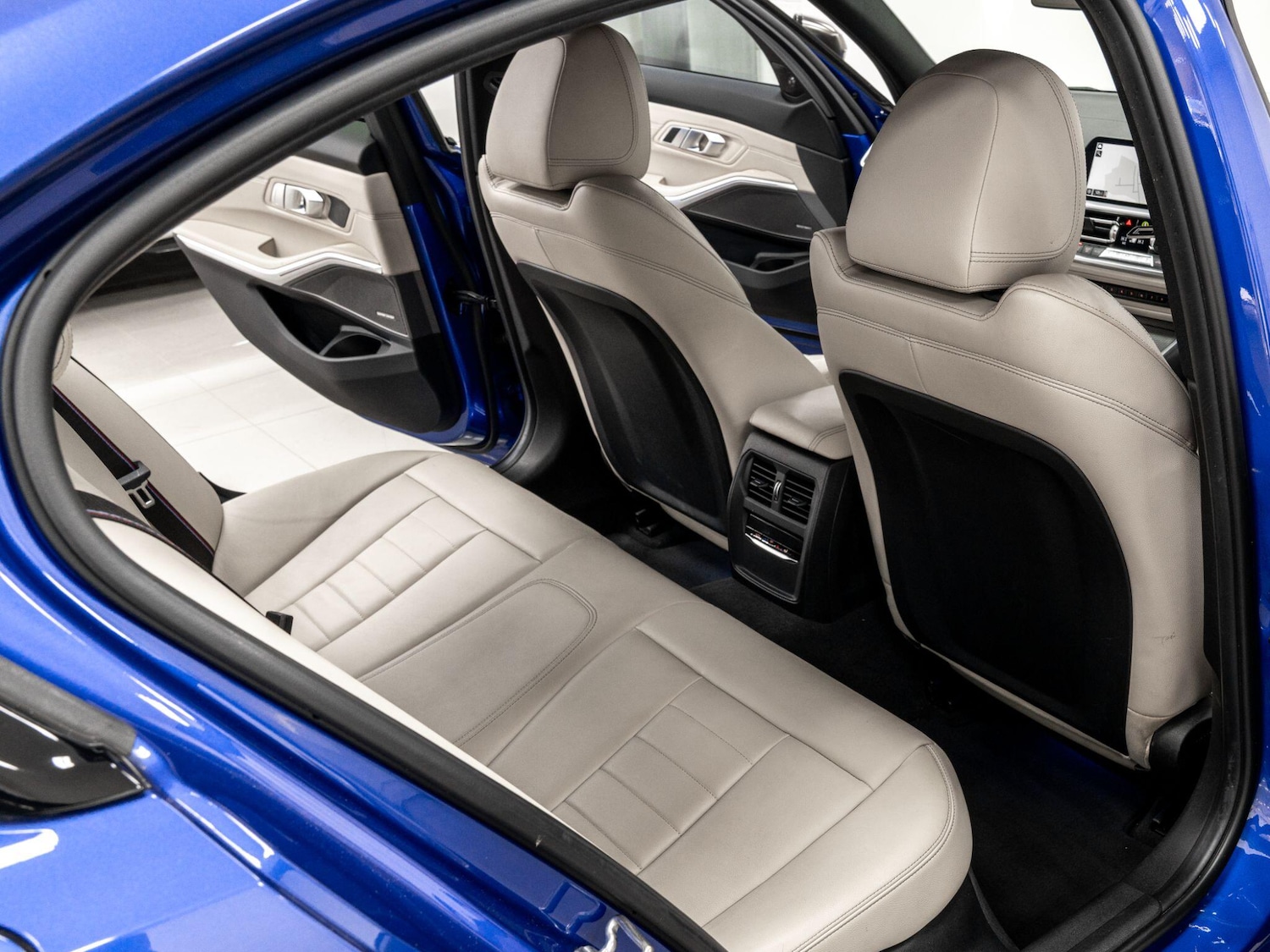 Used BMW 3 Series for sale - 76727959: Photo 25