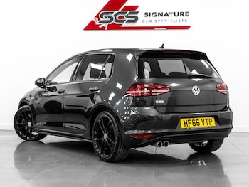 Used Volkswagen Golf 2016 for sale - 78784071: Photo