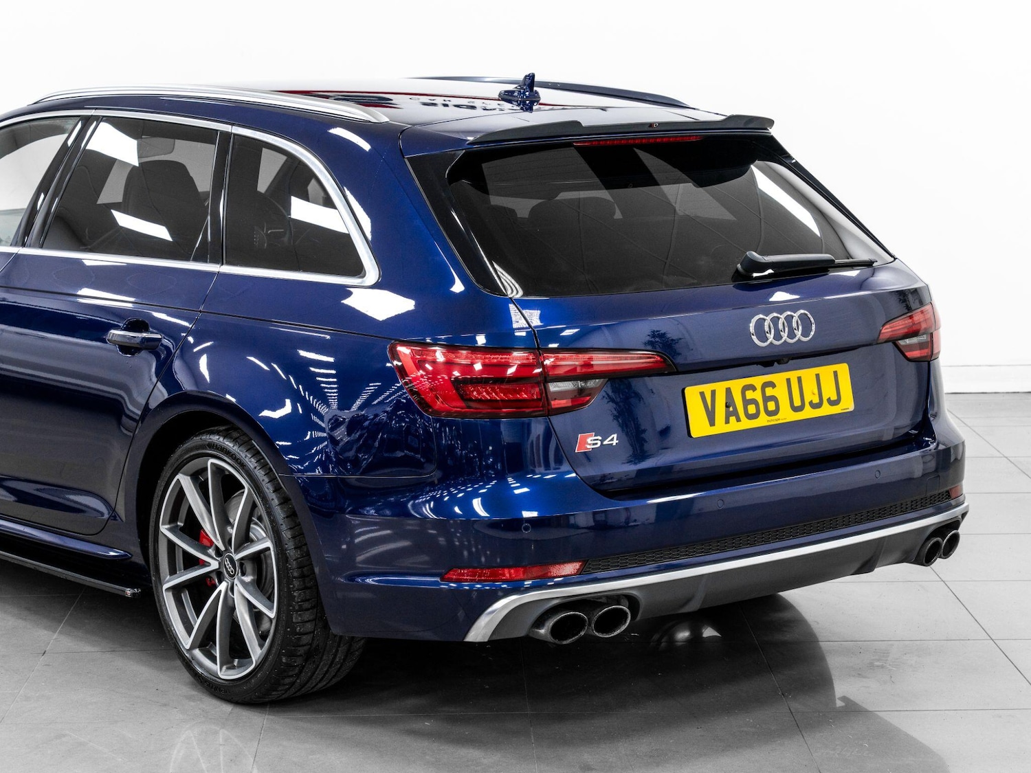 Used Audi A4 2017 for sale - 77052494: Photo 12