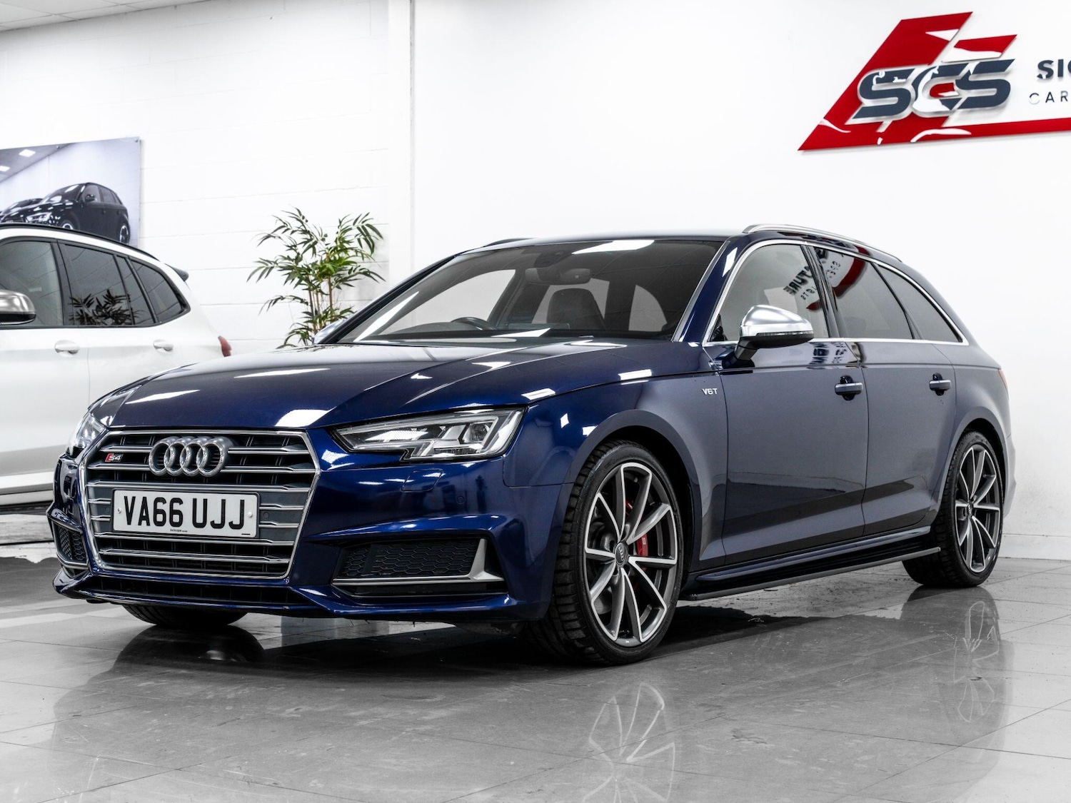 Used Audi A4 2017 for sale - 77052494: Photo 2