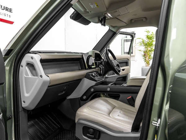 Used Land Rover Defender 110 for sale - 74958717: Photo 16