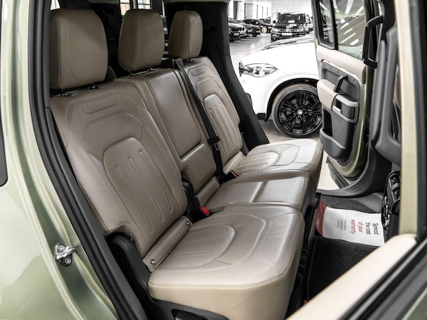 Used Land Rover Defender 110 for sale - 74958717: Photo 23