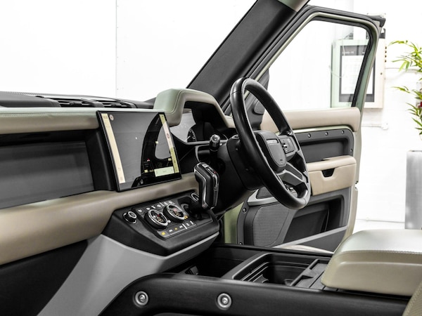 Used Land Rover Defender 110 for sale - 74958717: Photo 55