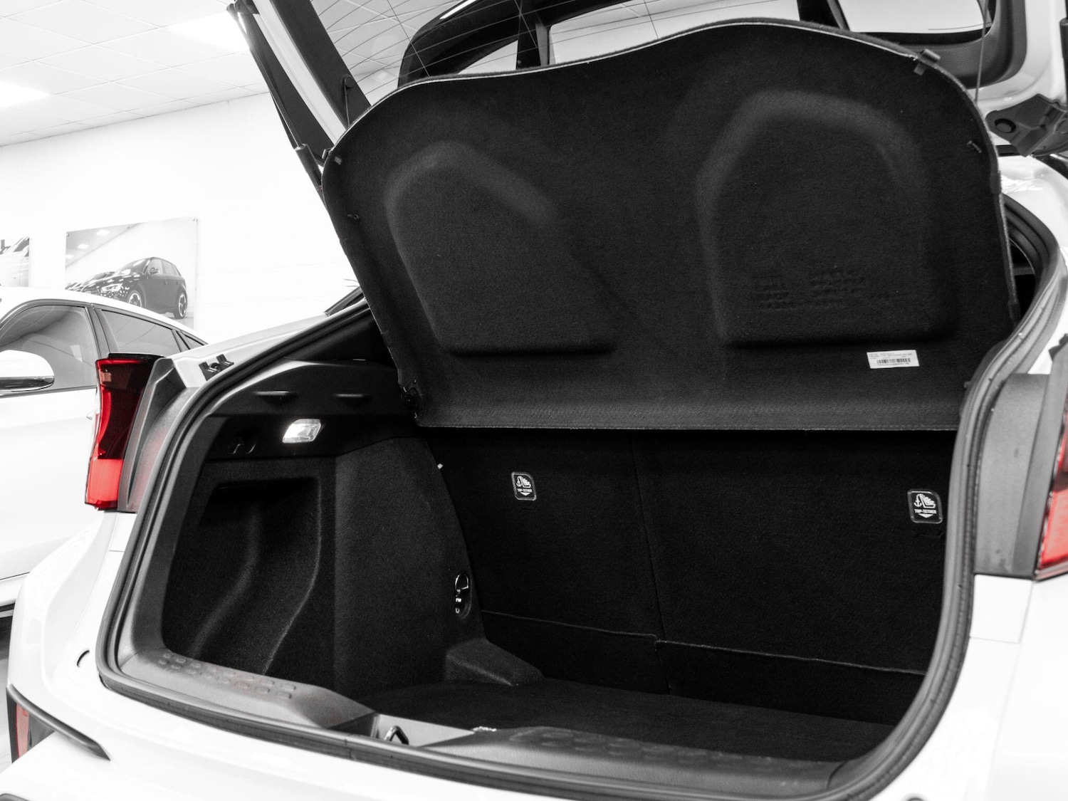 Used Toyota C-HR for sale - 77598786: Photo 26