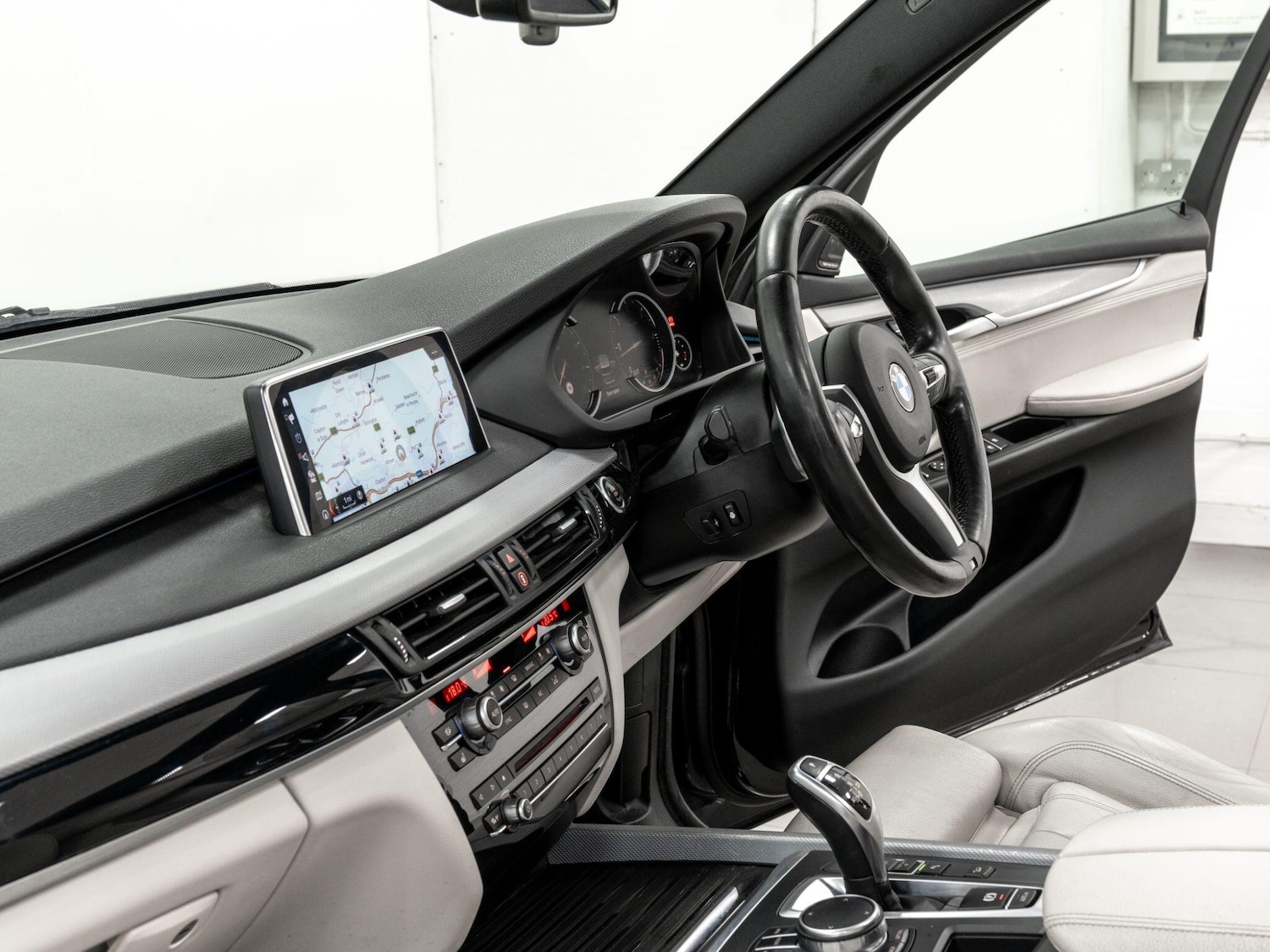 Used BMW X5 2018 for sale - 76645710: Photo 40