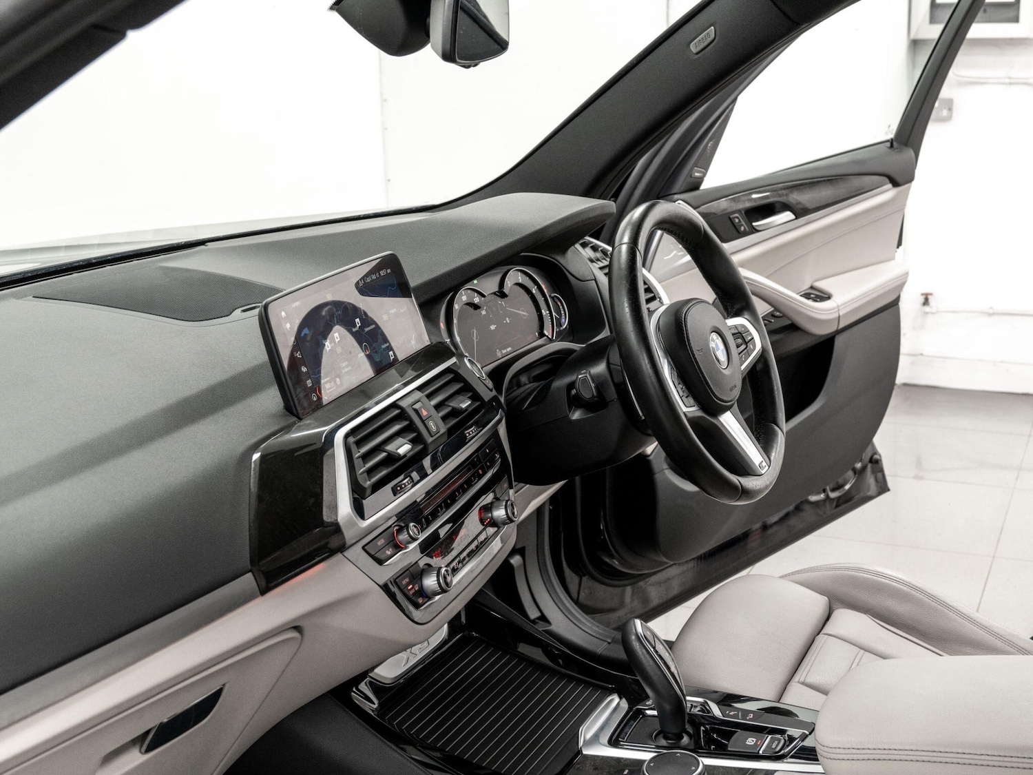 Used BMW X3 2018 for sale - 76801838: Photo 41