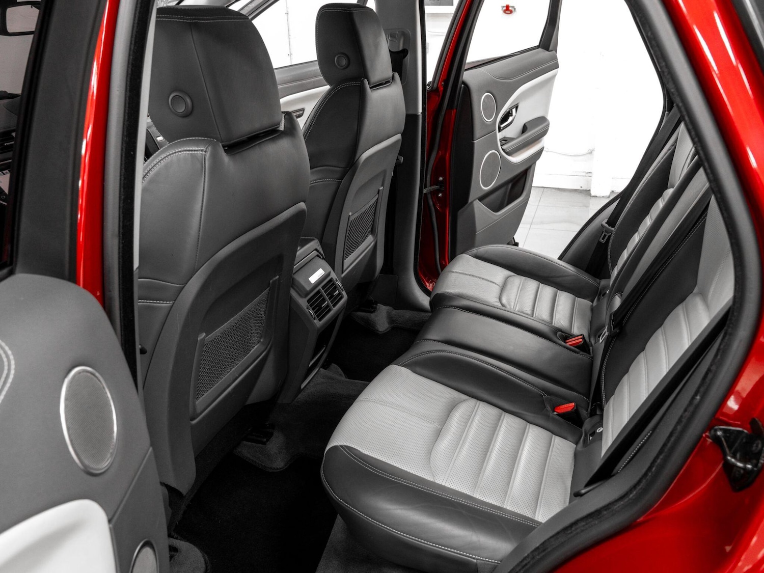 Used Land Rover Range Rover Evoque 2016 for sale - 77016728: Photo 24