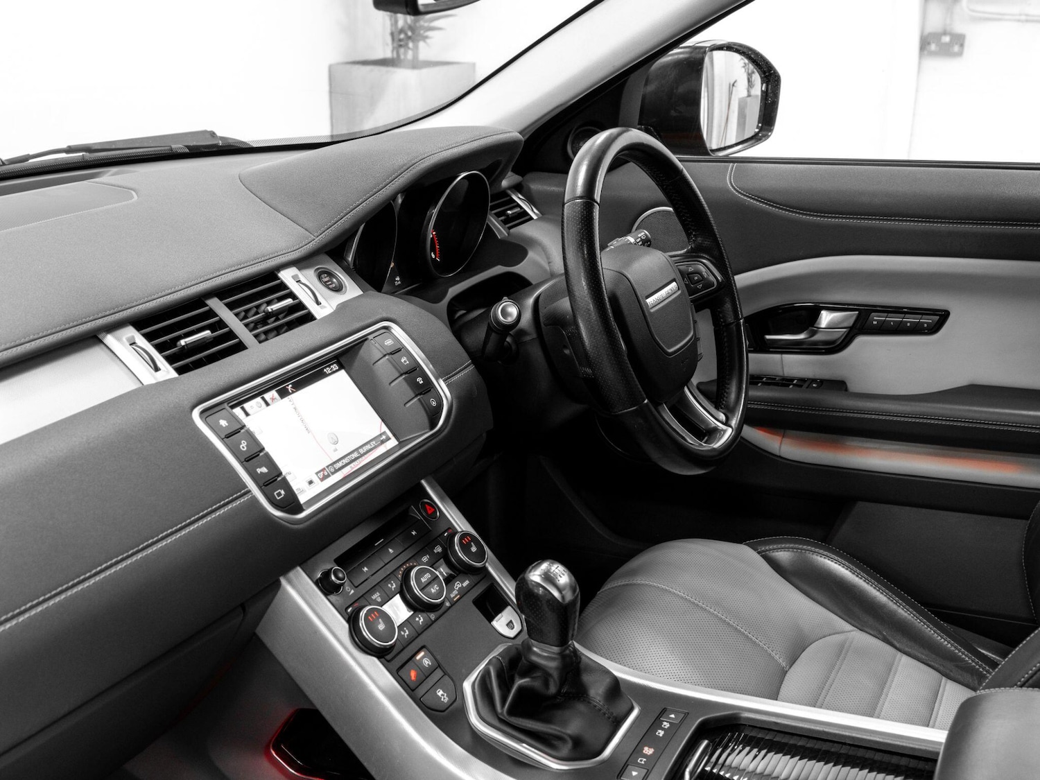 Used Land Rover Range Rover Evoque 2016 for sale - 77016728: Photo 38