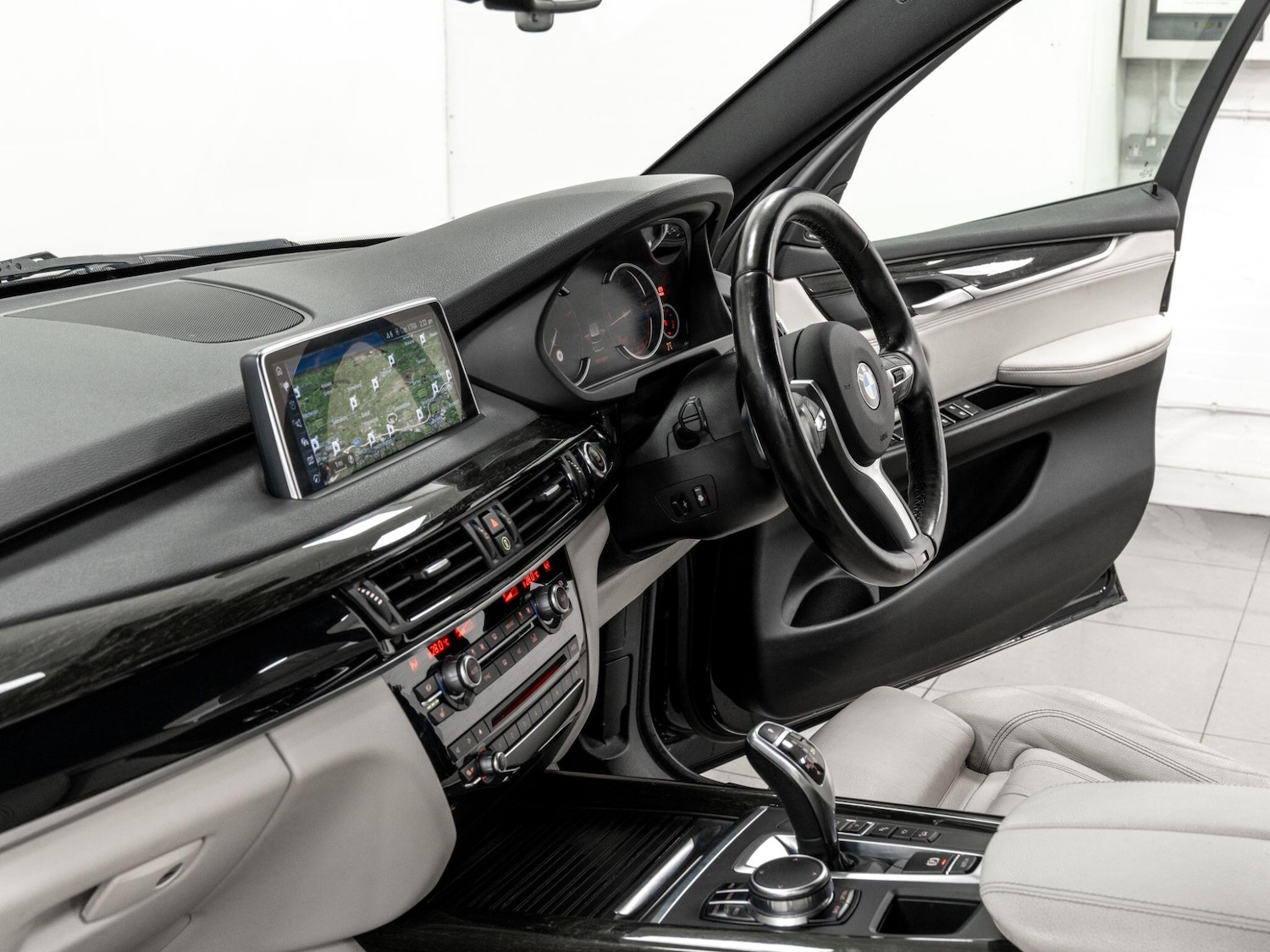 Used BMW X5 2017 for sale - 76913186: Photo 40