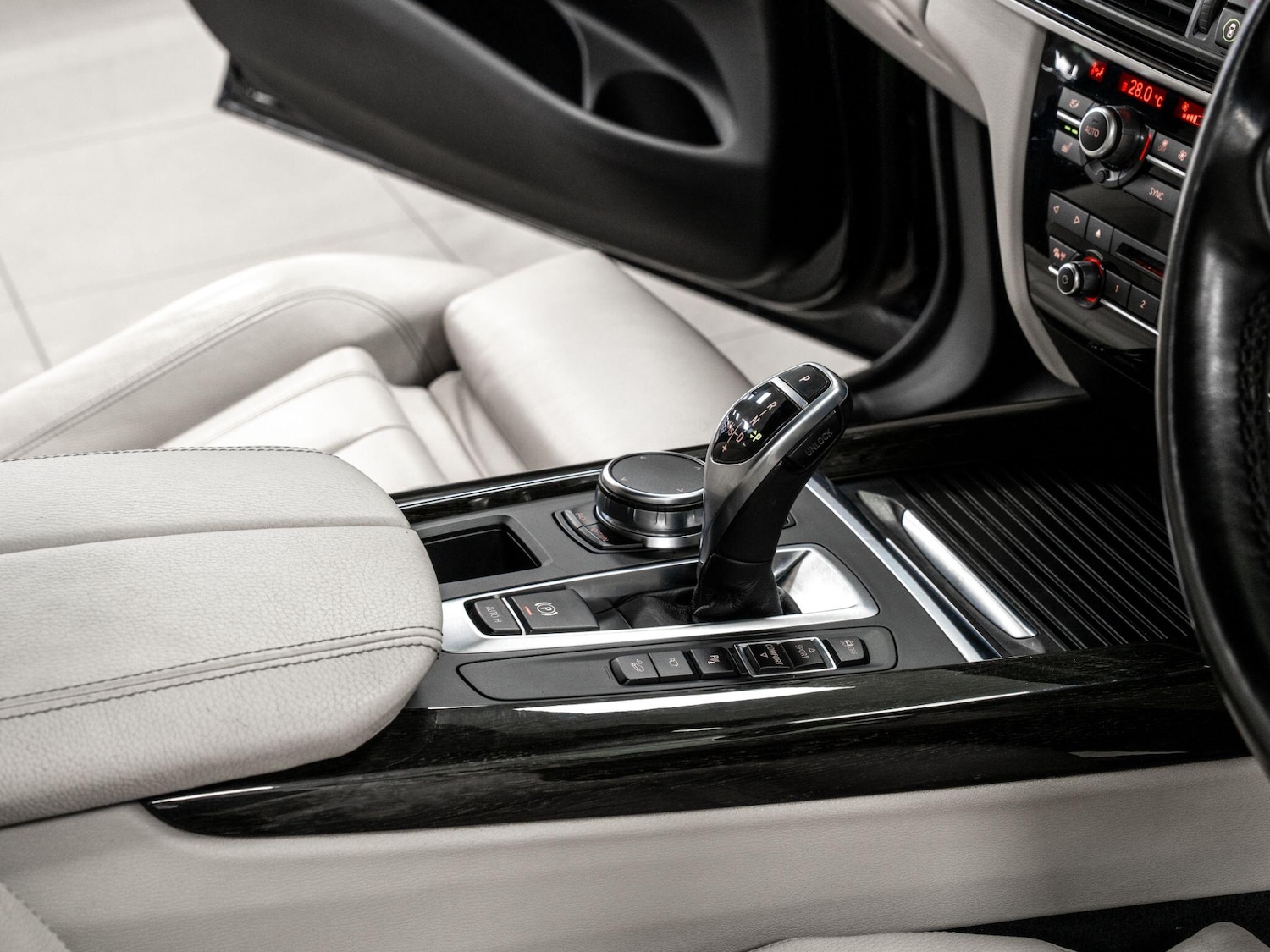 Used BMW X5 2017 for sale - 76913186: Photo 42