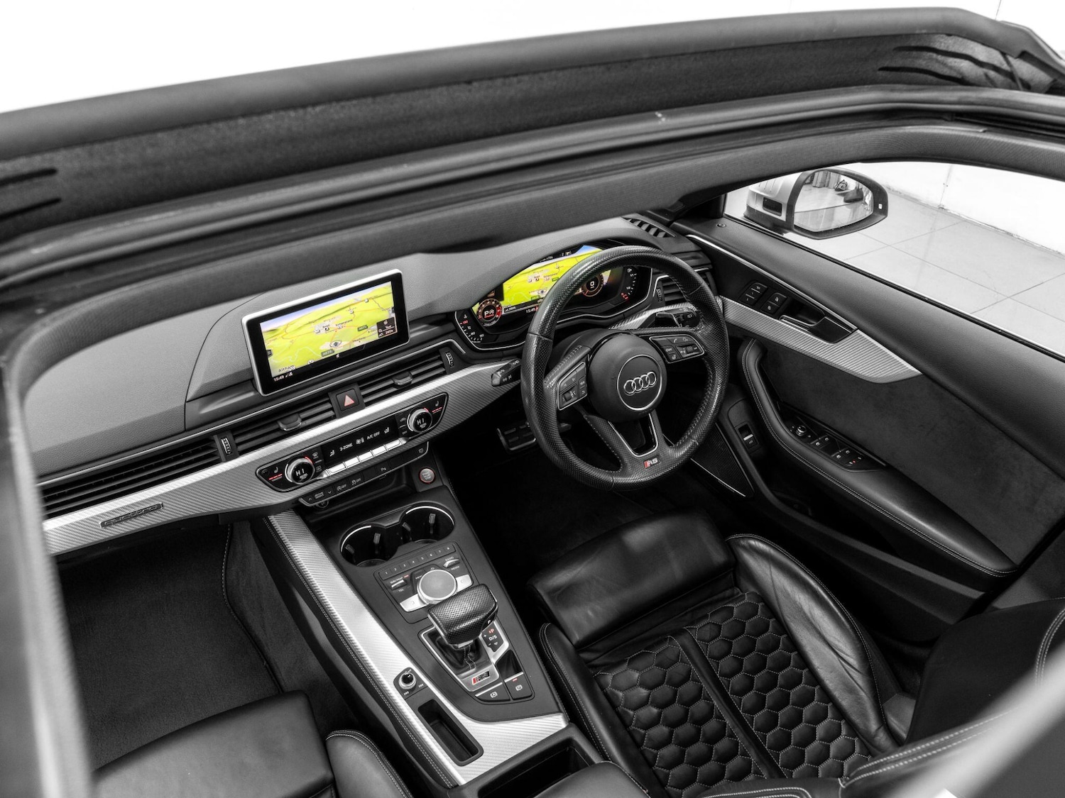 Used Audi RS4 Avant for sale - 77015976: Photo 25