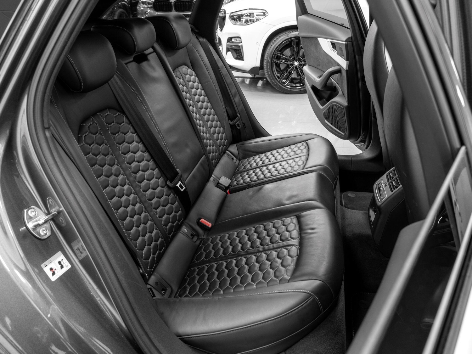 Used Audi RS4 Avant for sale - 77015976: Photo 32