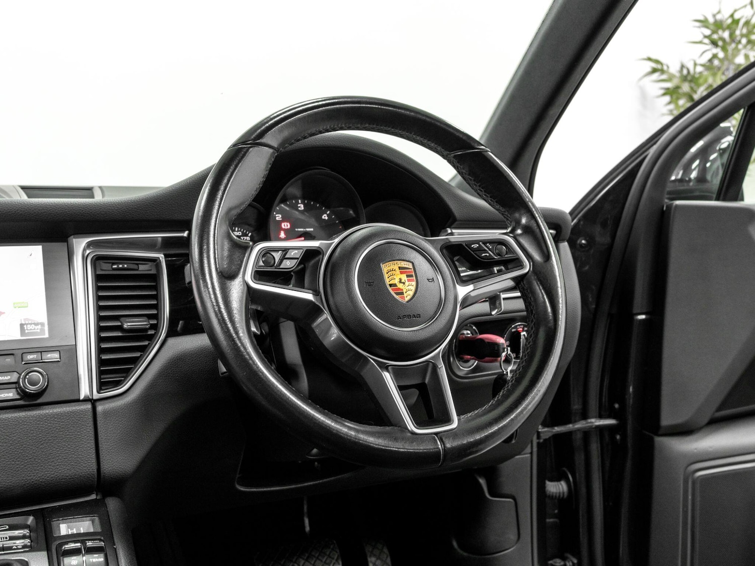 Used Porsche Macan 2016 for sale - 77358917: Photo 20