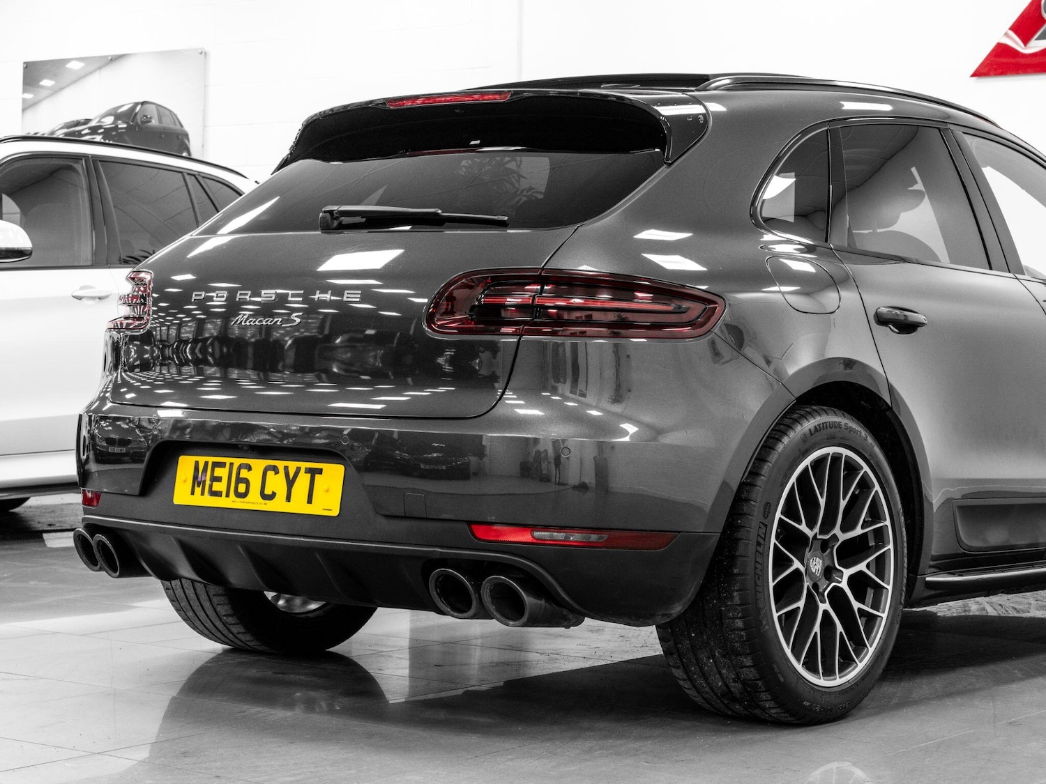 Used Porsche Macan 2016 for sale - 77358917: Photo 34