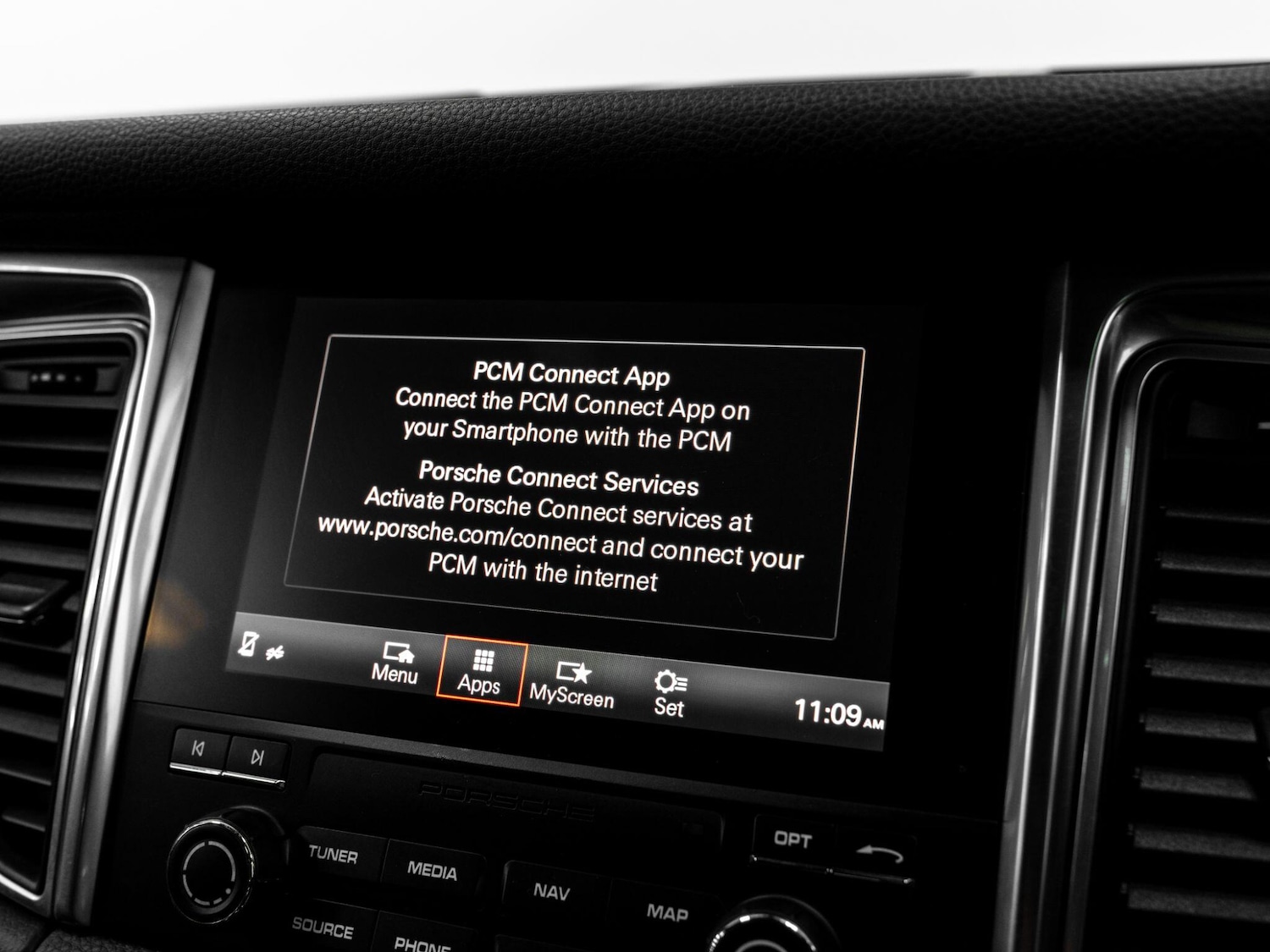 Used Porsche Macan 2016 for sale - 77358917: Photo 55