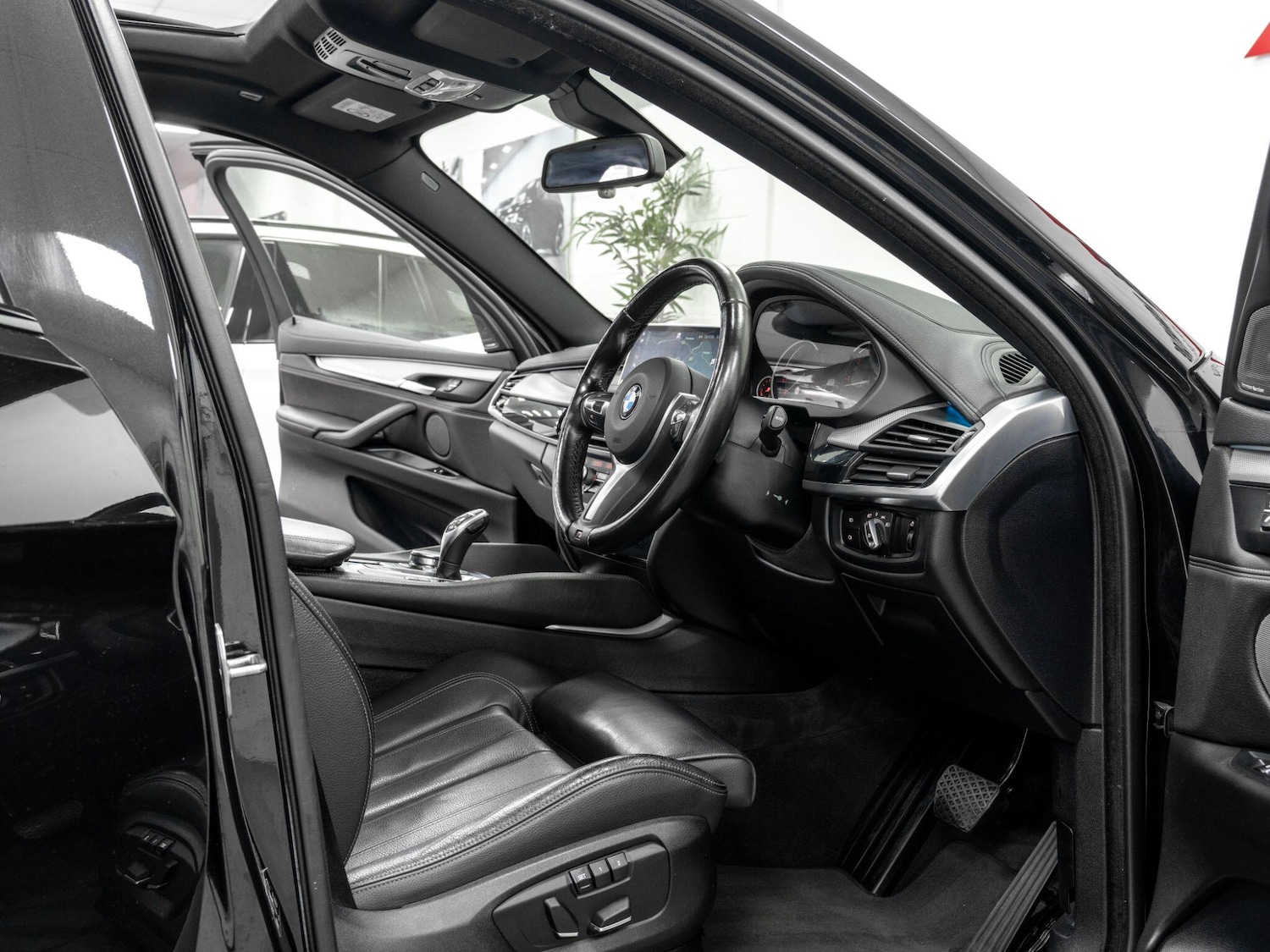 Used BMW X6 2018 for sale - 76572553: Photo 15