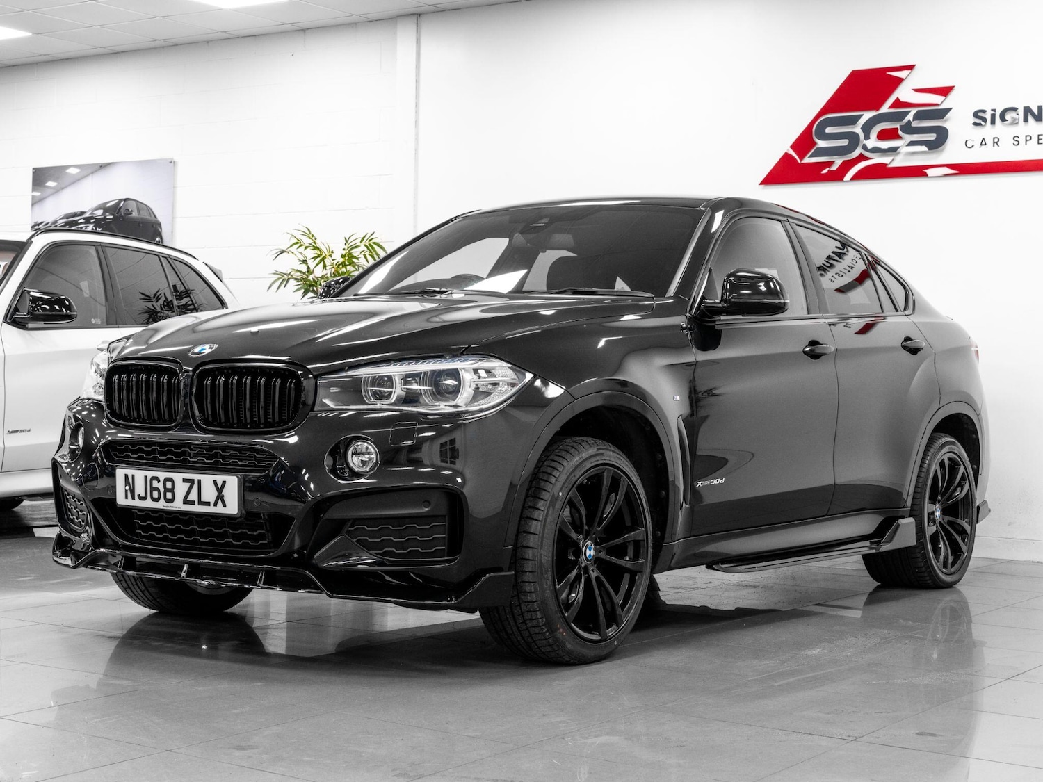 Used BMW X6 2018 for sale - 76964342: Photo 2