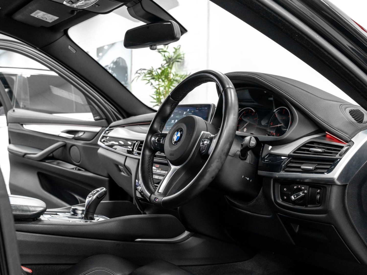 Used BMW X6 2018 for sale - 76964342: Photo 39