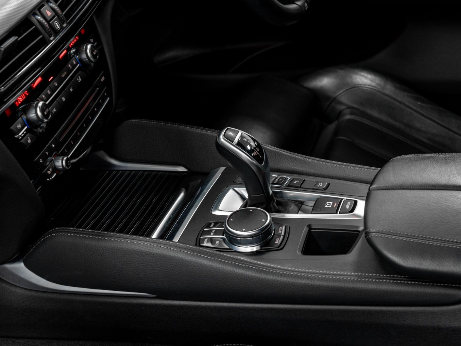 Used BMW X6 2018 for sale - 76964342: Photo 42