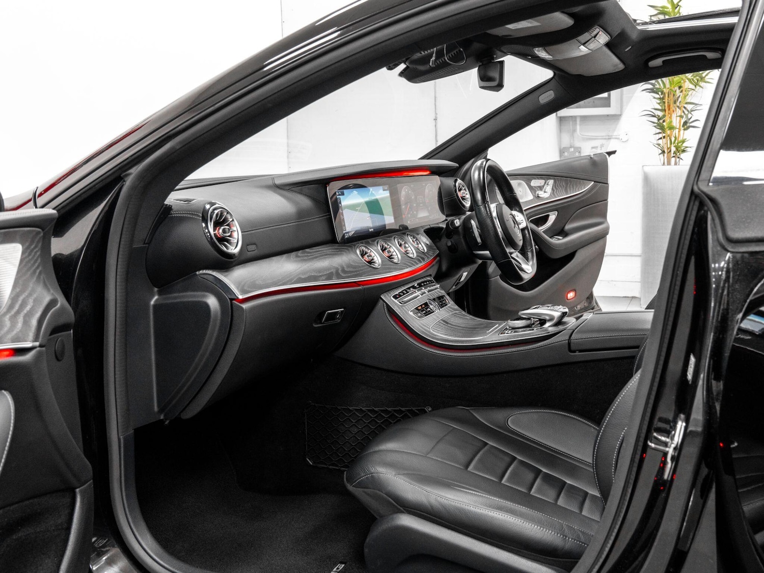 Used Mercedes-Benz CLS 2019 for sale - 76913147: Photo 16