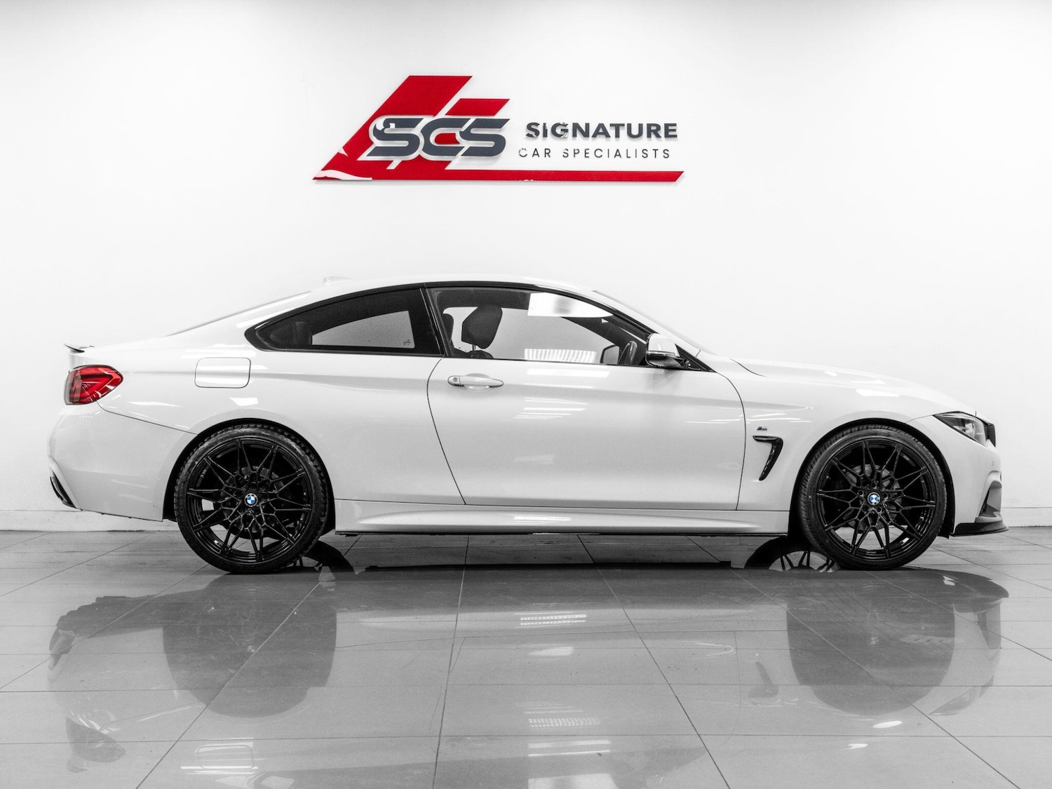 Used BMW 4 Series 2018 for sale - 76370119: Photo 10