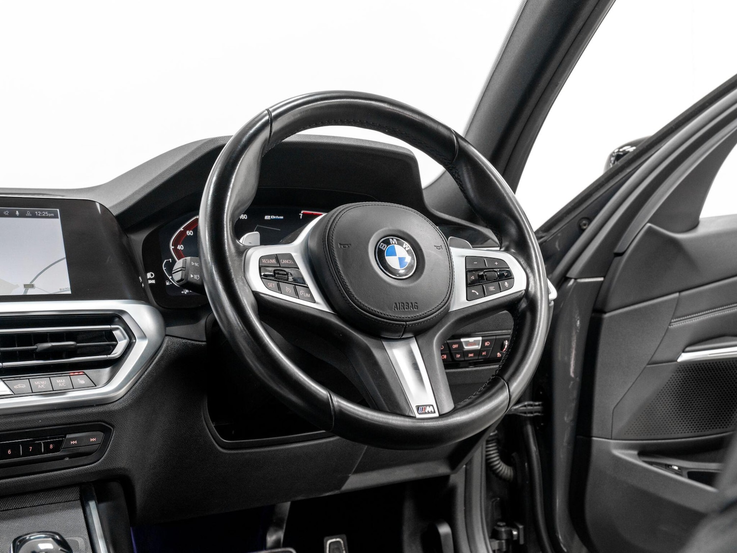 Used BMW 3 Series 2021 for sale - 76499359: Photo 21