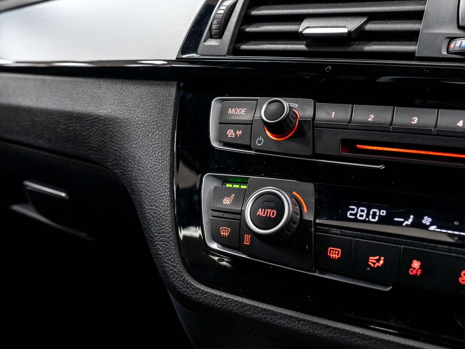 Used BMW 1 Series 2017 for sale - 76633108: Photo 44