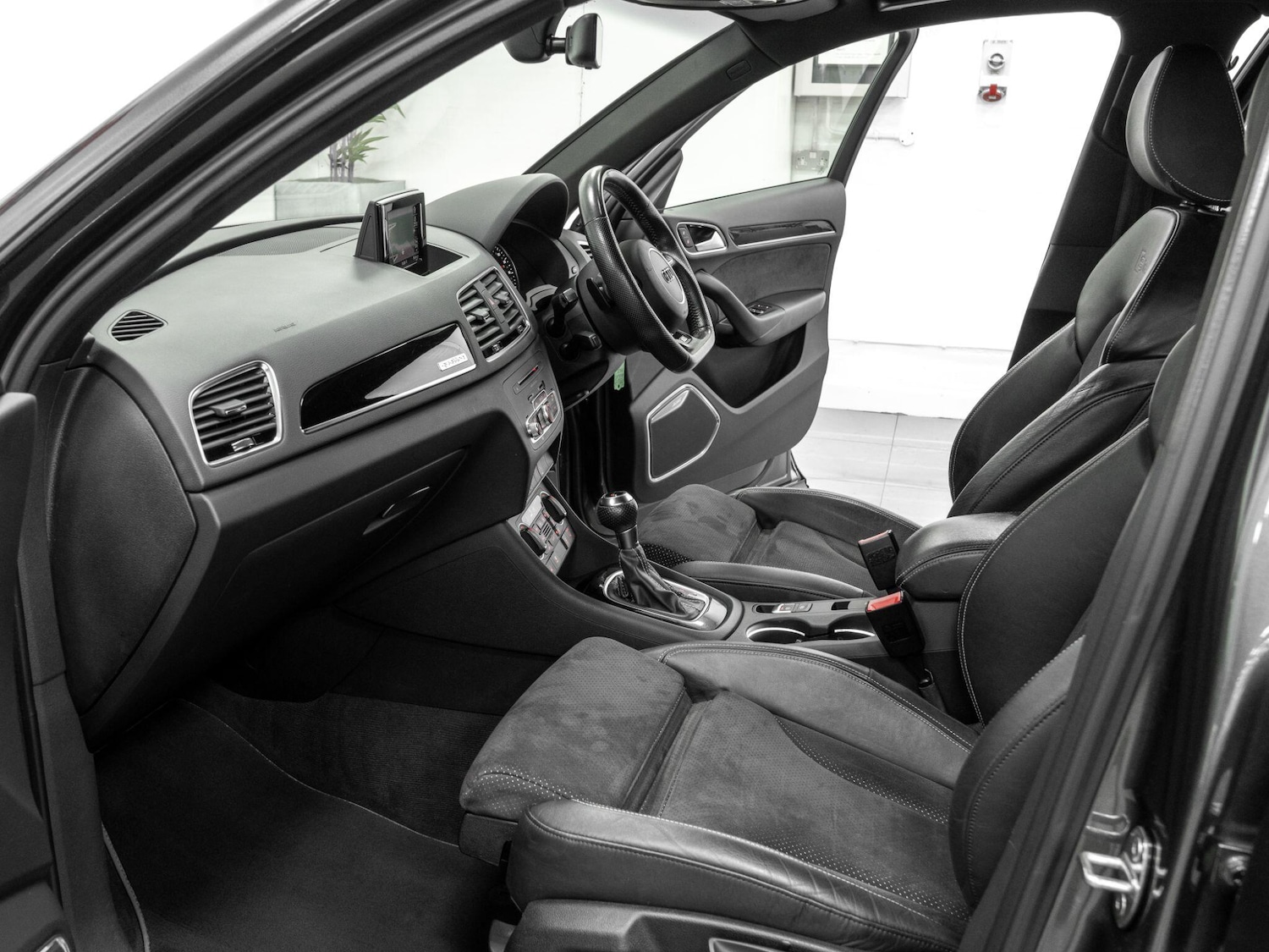 Used Audi Q3 2017 for sale - 78115527: Photo 15