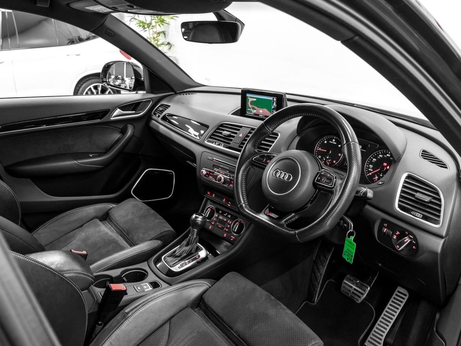 Used Audi Q3 2017 for sale - 78115527: Photo 17