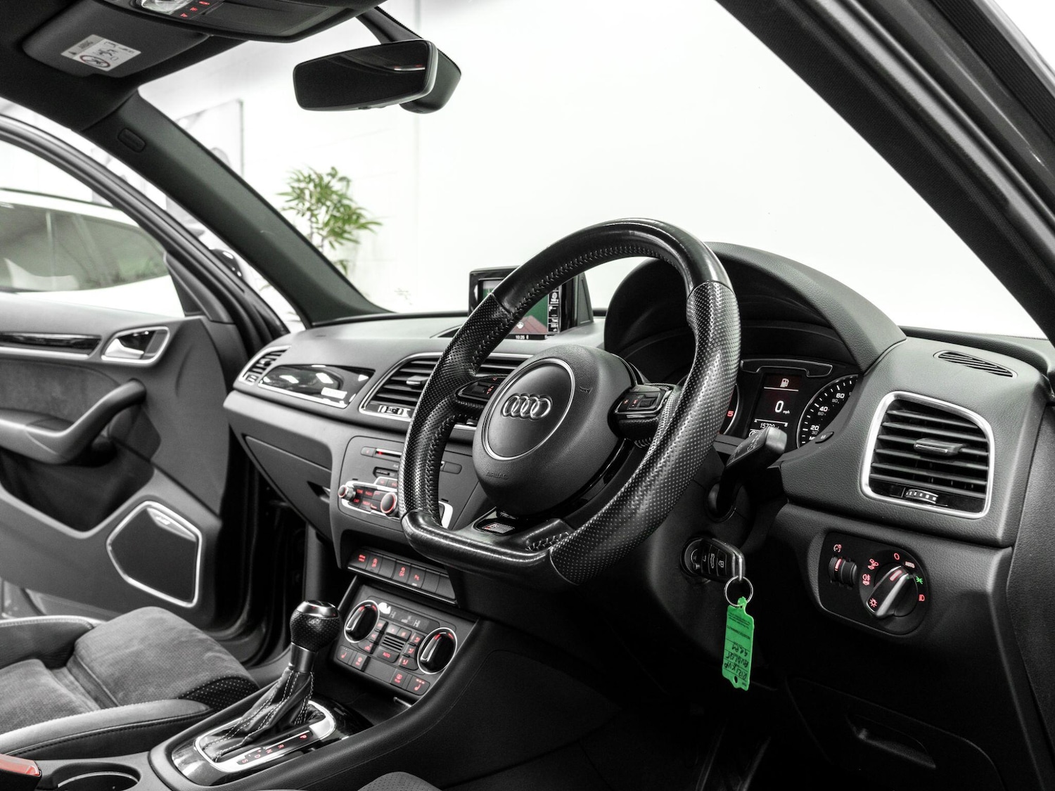 Used Audi Q3 2017 for sale - 78115527: Photo 27