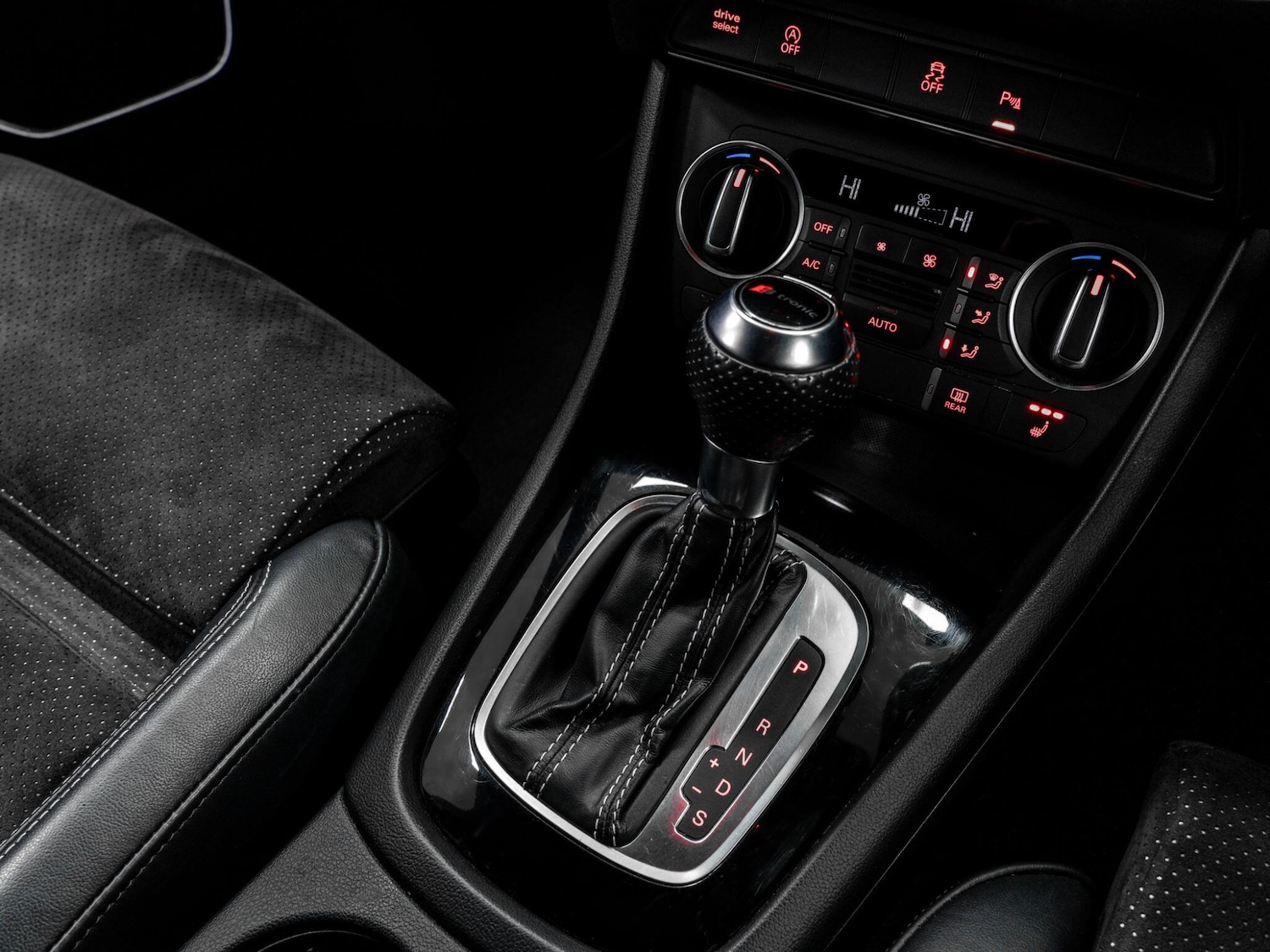 Used Audi Q3 2017 for sale - 78115527: Photo 30