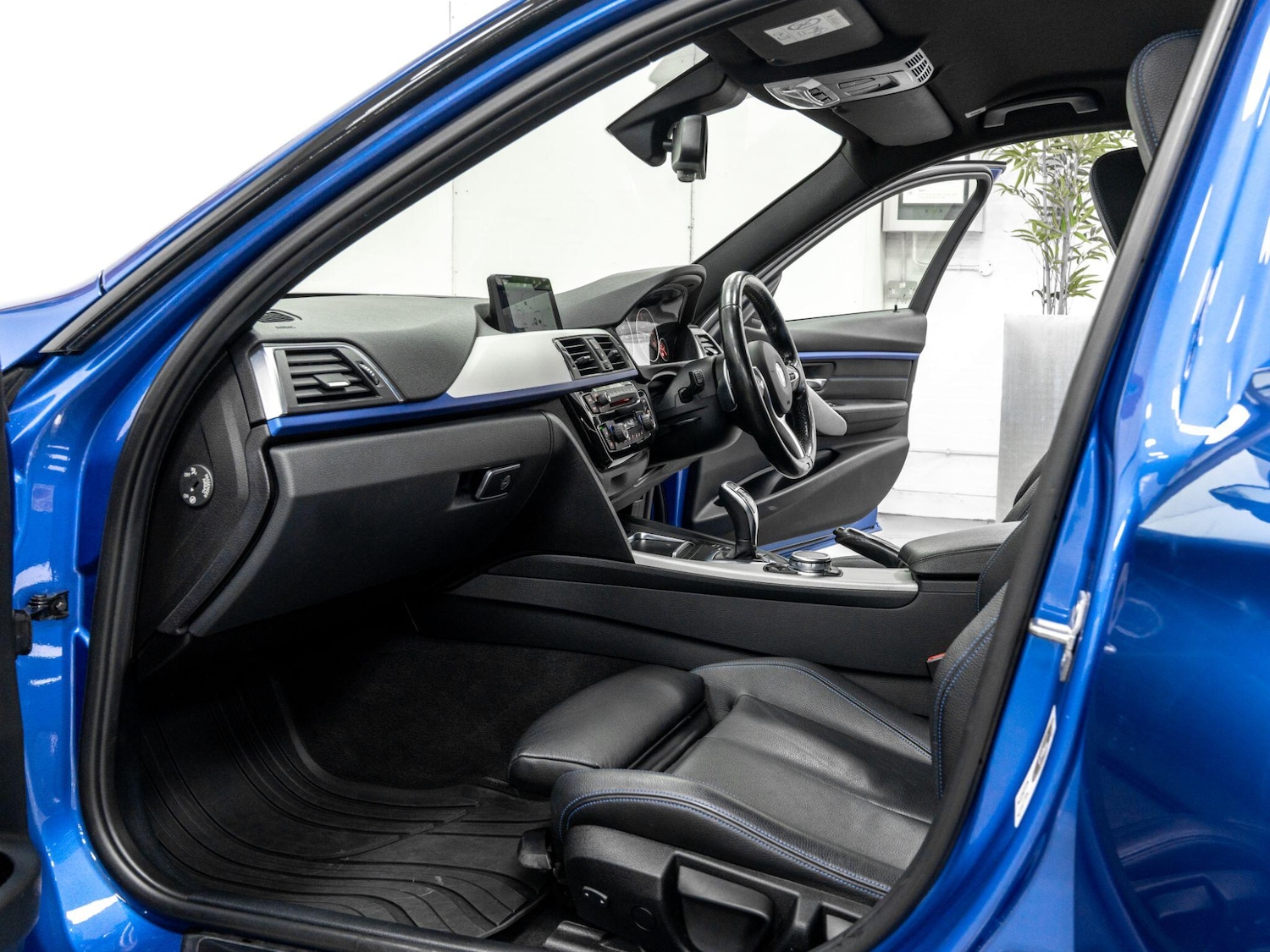 Used BMW 3 Series for sale - 76997288: Photo 17