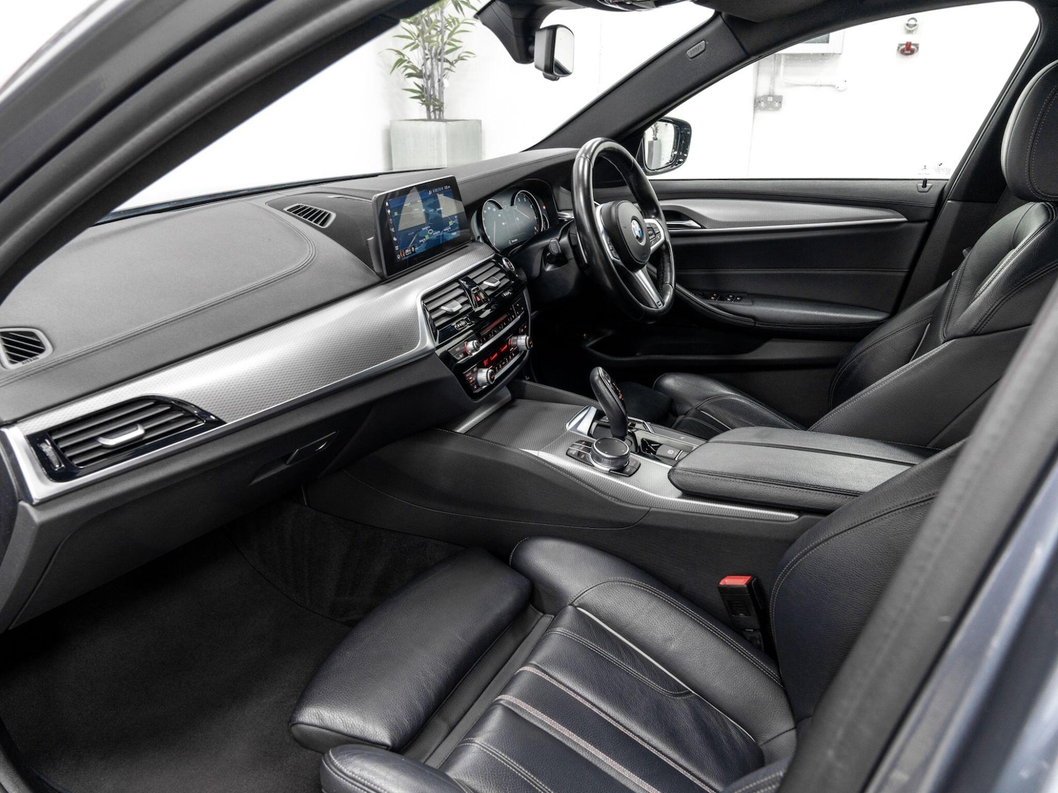 Used BMW 5 Series 2018 for sale - 77229962: Photo 17