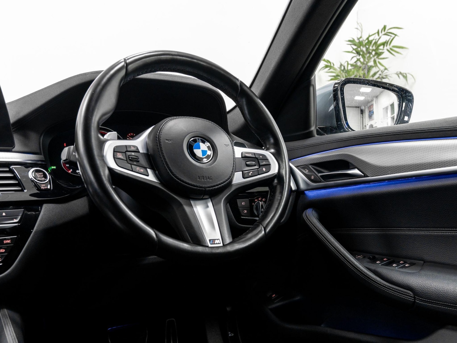 Used BMW 5 Series 2018 for sale - 77229962: Photo 40